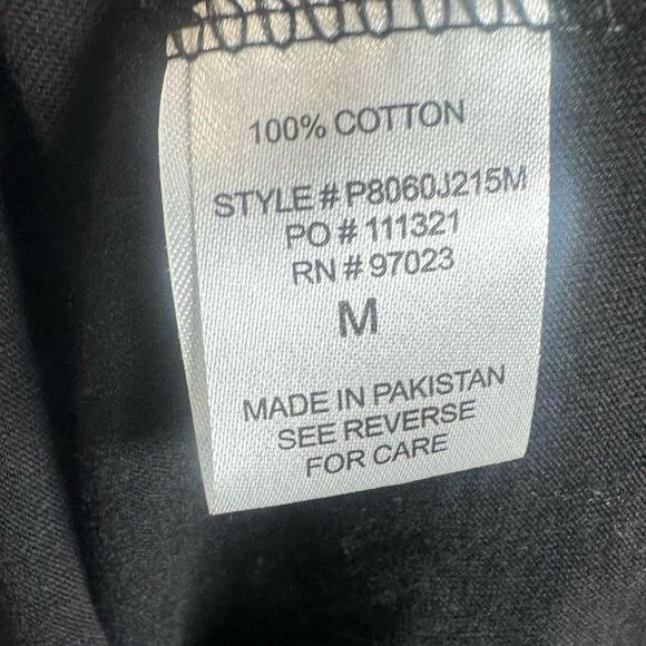 Black tank top Stronger Together size medium NWT - Picture 5 of 5